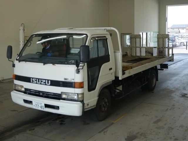 Isuzu Elf  с аукциона в Японии