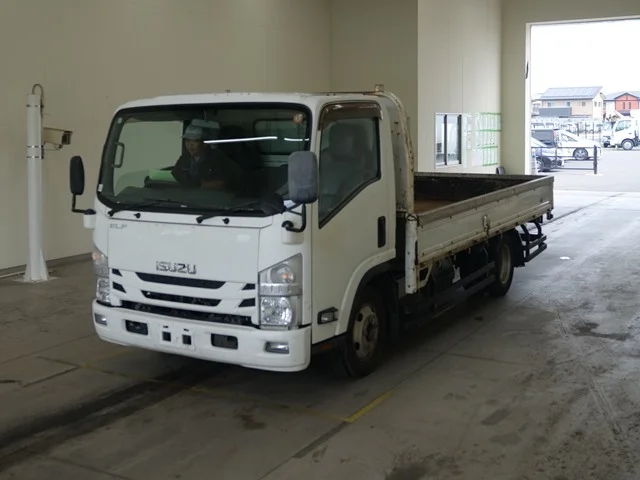 Isuzu Elf  с аукциона в Японии
