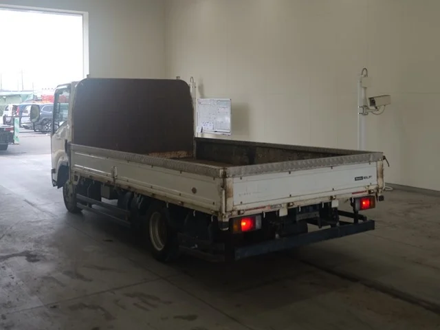 Isuzu Elf  с аукциона в Японии
