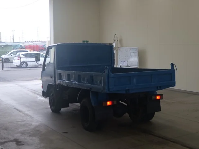 Mitsubishi Fuso Canter  с аукциона в Японии
