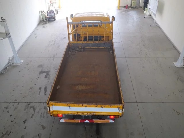 Mitsubishi Fuso Canter  с аукциона в Японии