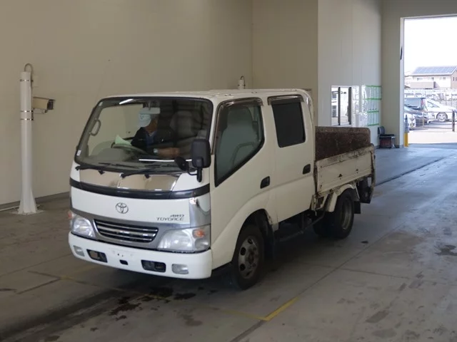 Toyota ToyoAce  с аукциона в Японии