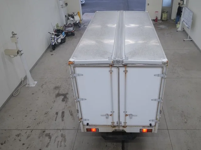 Mitsubishi Fuso Canter  с аукциона в Японии