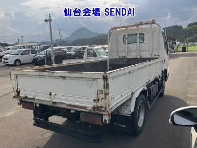 Hino Dutro