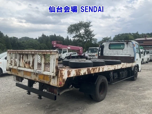 Isuzu Elf  с аукциона в Японии
