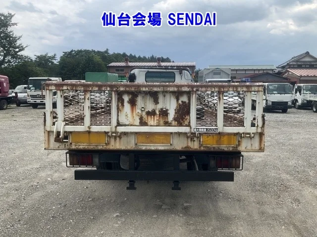 Isuzu Elf  с аукциона в Японии
