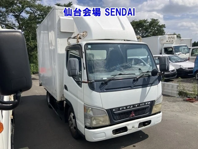 Mitsubishi Fuso Canter  с аукциона в Японии