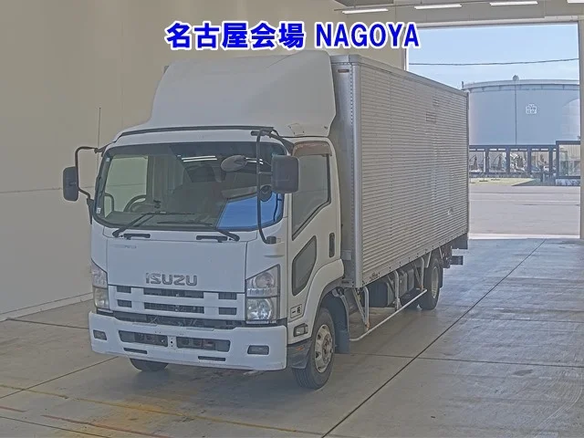 Isuzu Forward  с аукциона в Японии