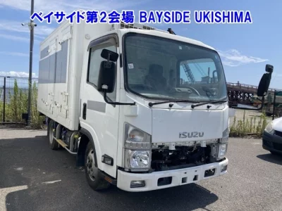 Isuzu Elf