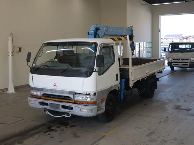 Mitsubishi Fuso Canter  с аукциона в Японии