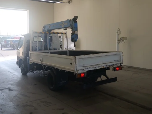 Mitsubishi Fuso Canter  с аукциона в Японии