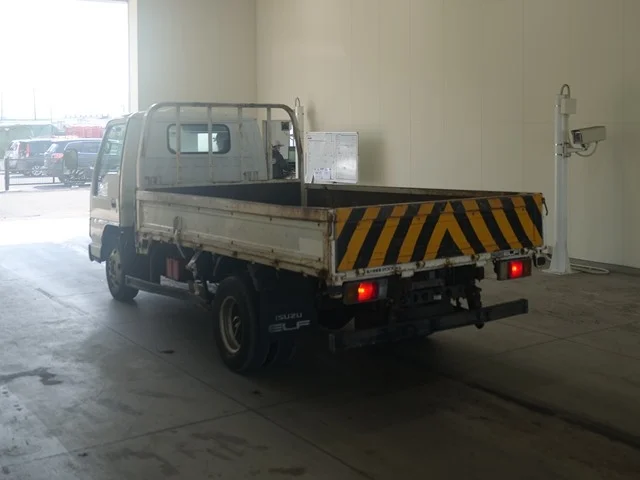 Isuzu Elf  с аукциона в Японии