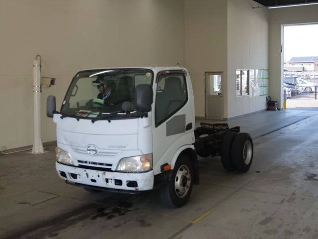 Hino Dutro  с аукциона в Японии
