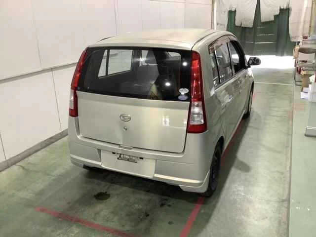 Daihatsu Mira  с аукциона в Японии