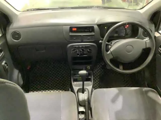 Daihatsu Mira  с аукциона в Японии