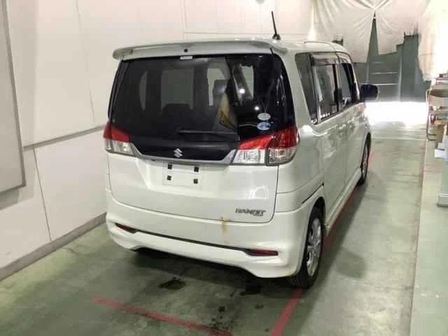 Suzuki Solio Bandit  с аукциона в Японии