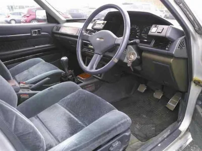 TOYOTA CRESTA