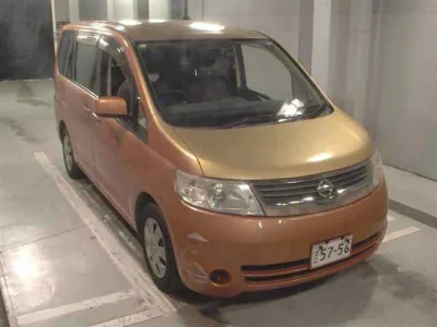 NISSAN SERENA