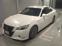 Цена авто Toyota Crown с аукционов Японии, номер кузова AWS210, пробег 101 000, оценка 8