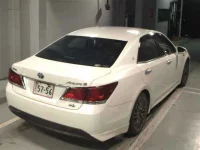 Цена авто Toyota Crown с аукционов Японии, номер кузова AWS210, пробег 101 000, оценка 8
