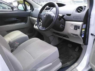 TOYOTA PASSO SETTE