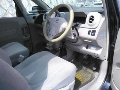 TOYOTA PORTE
