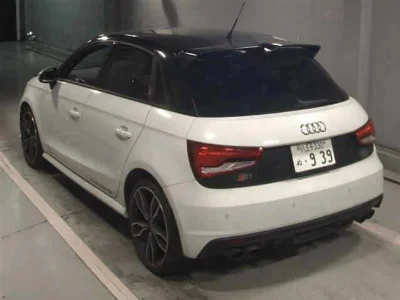 AUDI S1