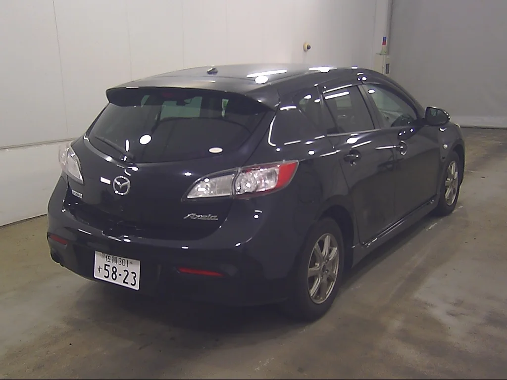 Mazda Axela  с аукциона в Японии
