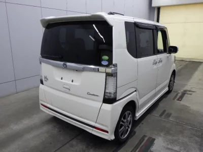 HONDA N BOX PLUS