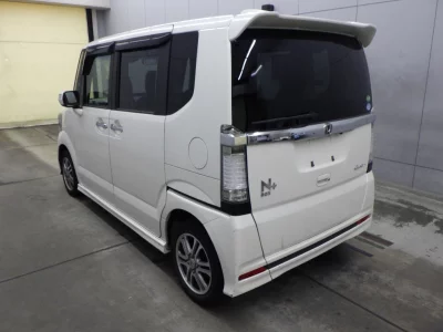 HONDA N BOX PLUS