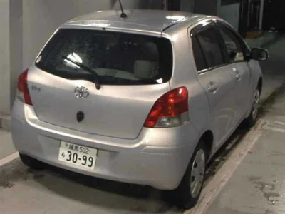 TOYOTA VITZ