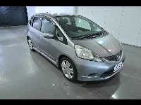 Цена авто Honda Fit с аукционов Японии, номер кузова GE8, пробег 147 000, оценка 6