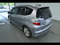 Цена авто Honda Fit с аукционов Японии, номер кузова GE8, пробег 147 000, оценка 6