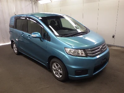 HONDA FREED SPIKE