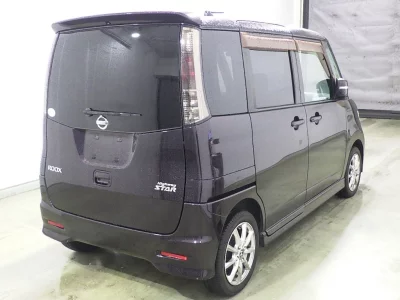 NISSAN ROOX