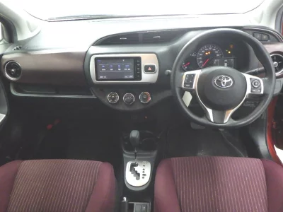 TOYOTA VITZ