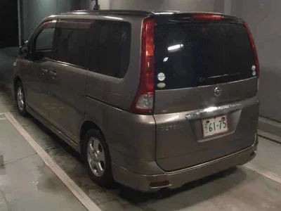NISSAN SERENA
