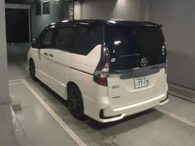 NISSAN SERENA