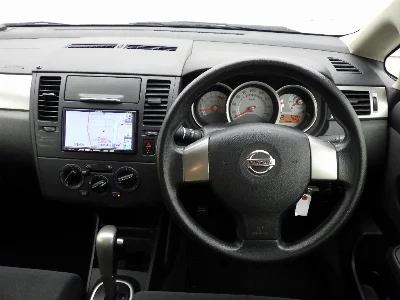 NISSAN TIIDA LATIO