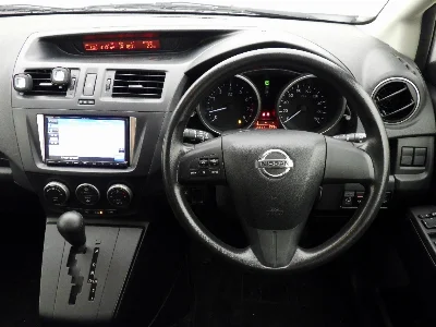 NISSAN LAFESTA
