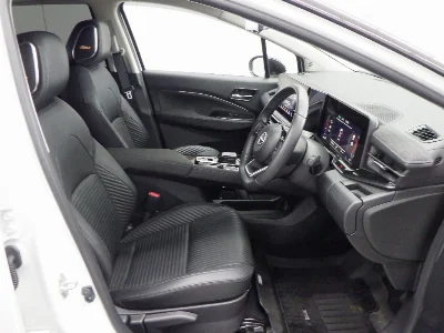 NISSAN AURA