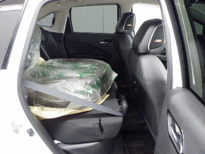 NISSAN AURA