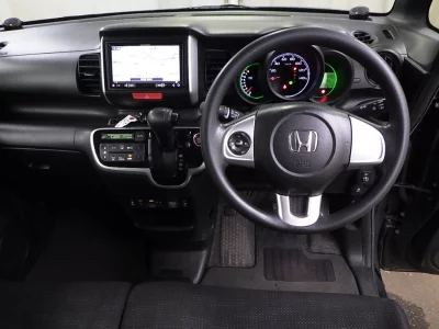 HONDA N BOX PLUS