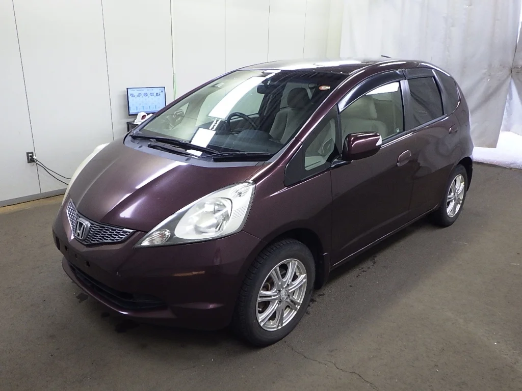 Honda Fit  с аукциона в Японии