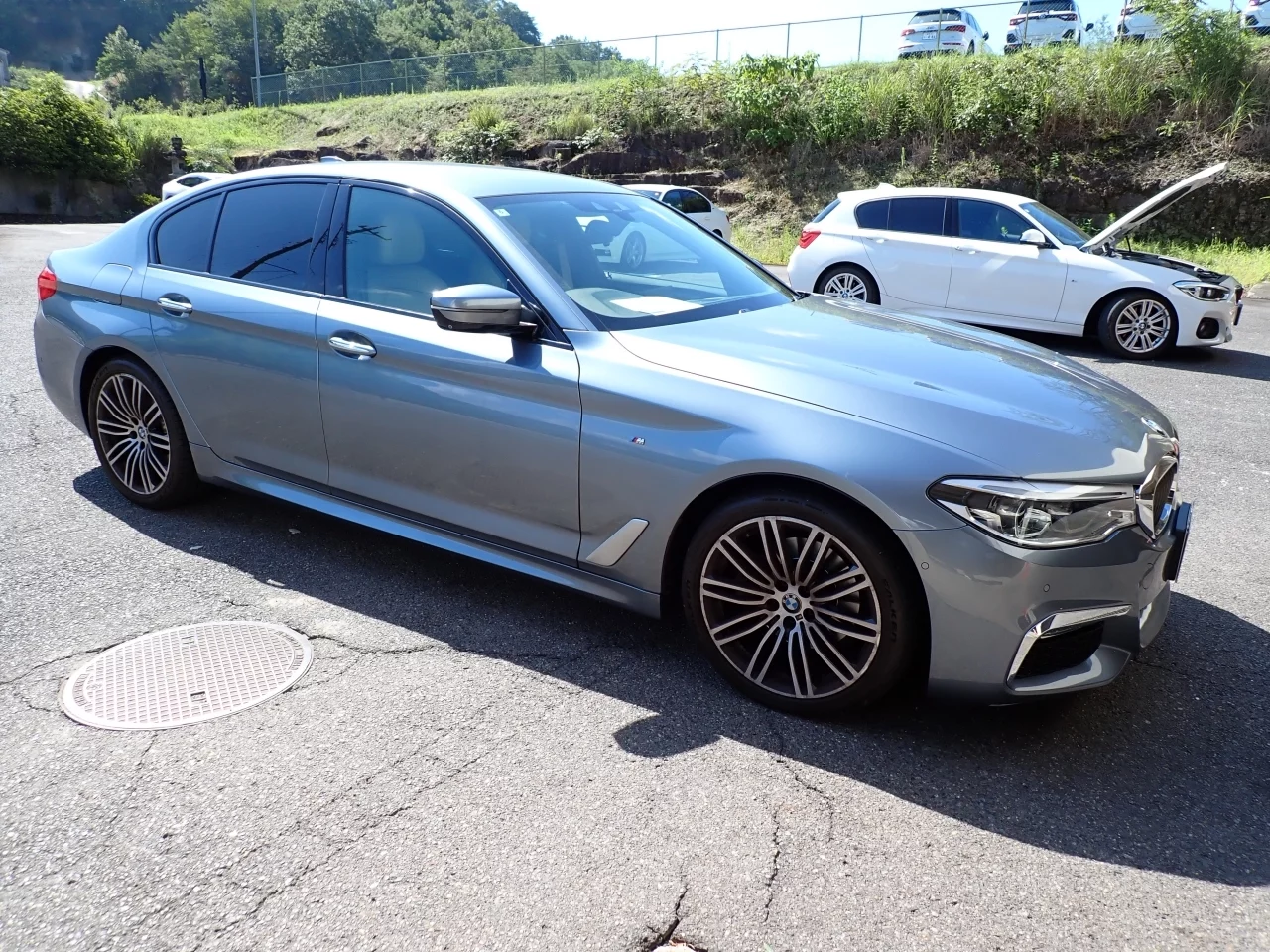BMW 5-Series  с аукциона в Японии