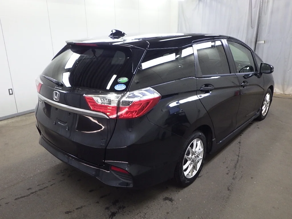 Honda Shuttle  с аукциона в Японии