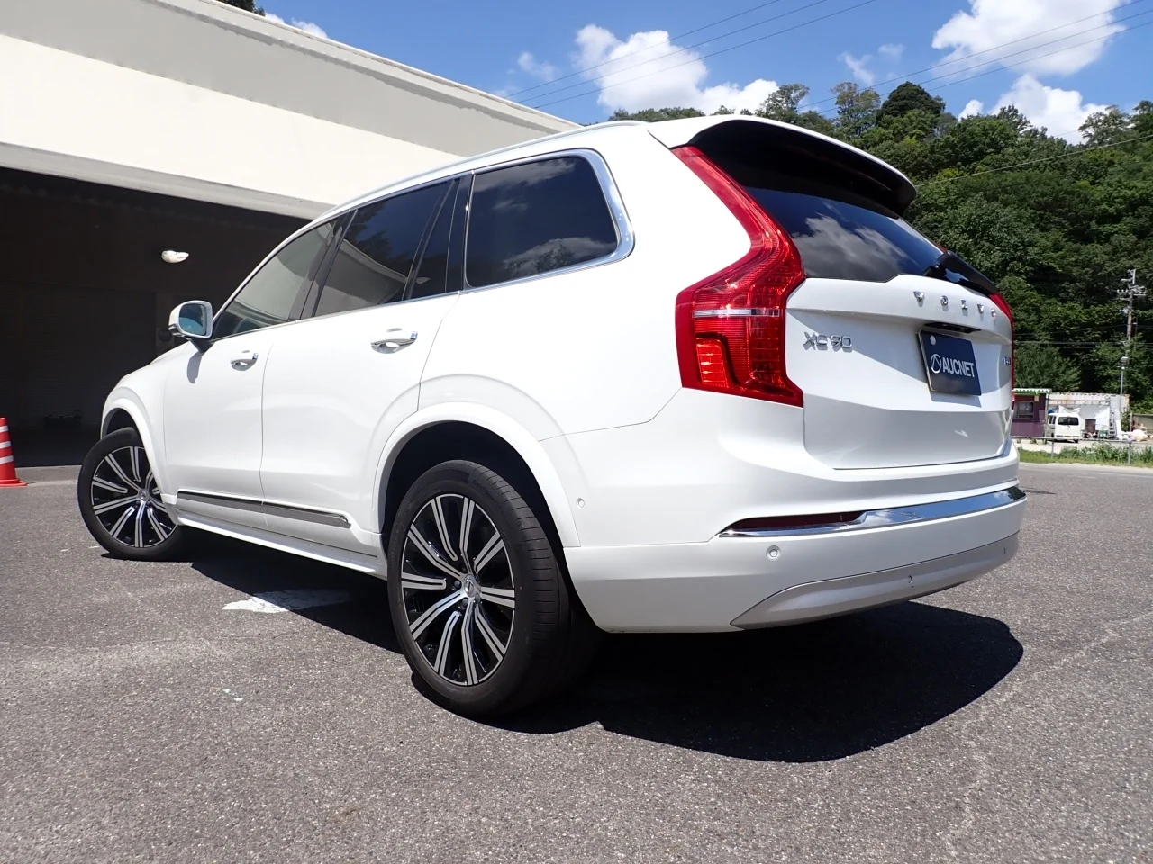 Volvo XC90  с аукциона в Японии
