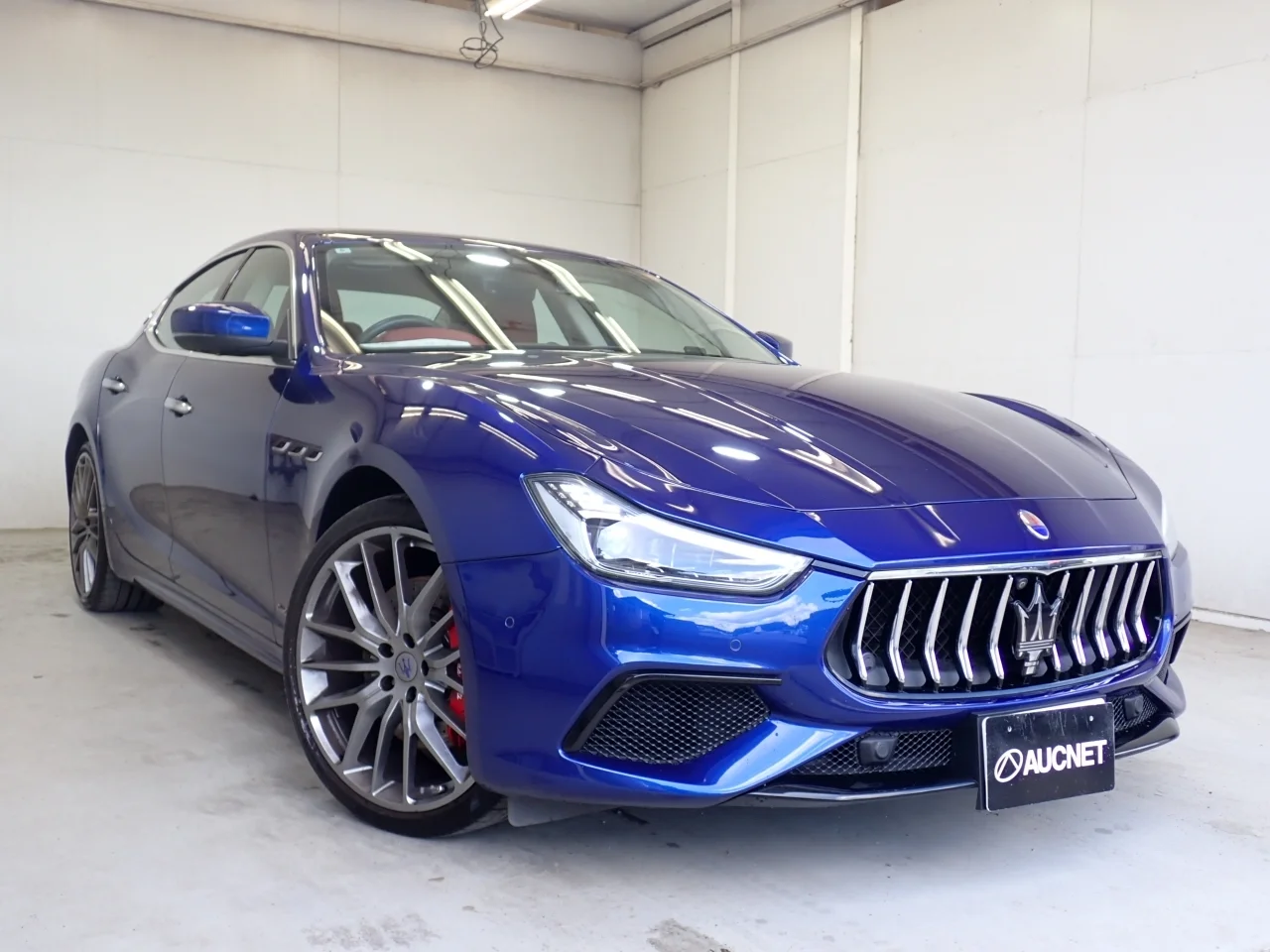 Maserati Ghibli  с аукциона в Японии