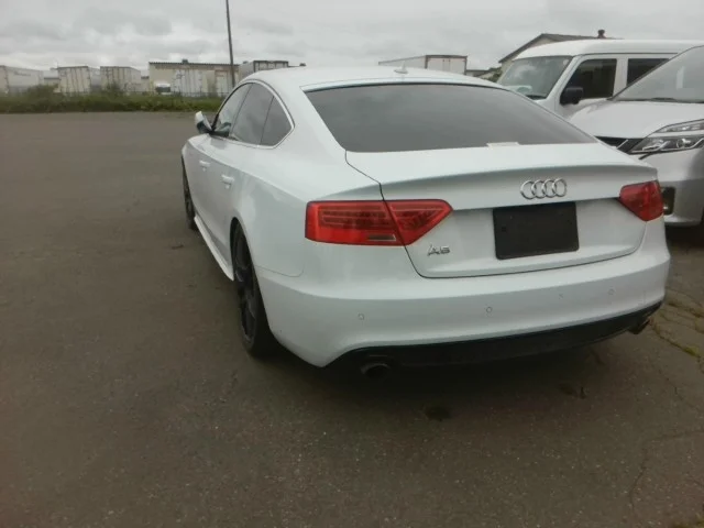Audi A5 Sportback  с аукциона в Японии