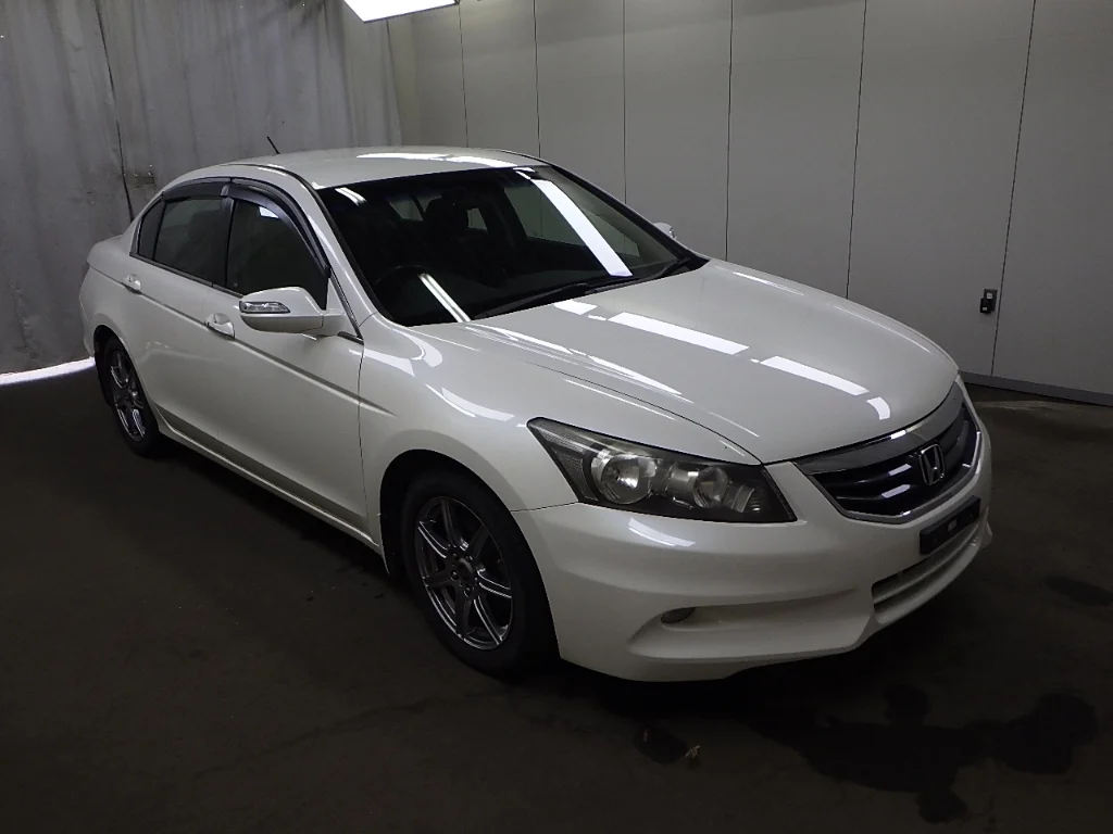 Honda Inspire  с аукциона в Японии